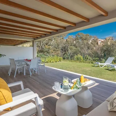 Endless Luxury At Paradise *