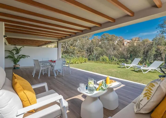 Endless Luxury At Paradise *