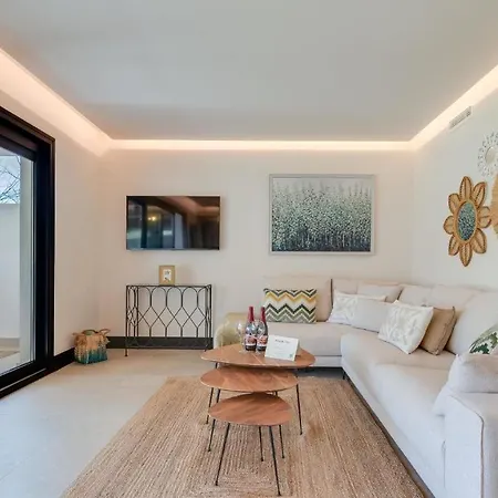 Apartment Endless Luxury At Paradise