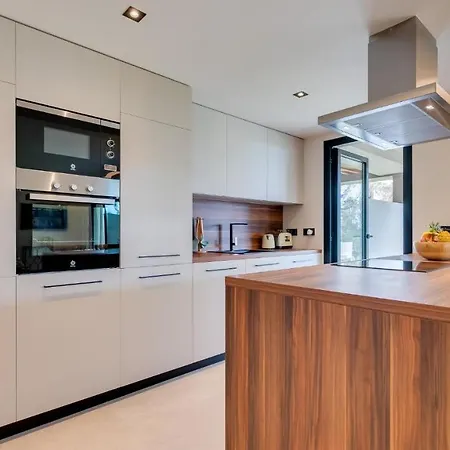 Endless Luxury At Paradise Apartment Marbella