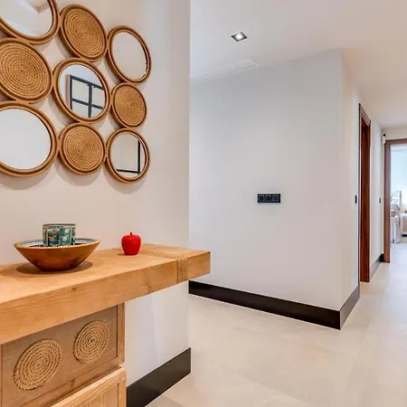 Endless Luxury At Paradise Apartment